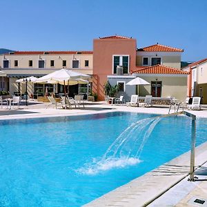 Theofilos Classic Hotel